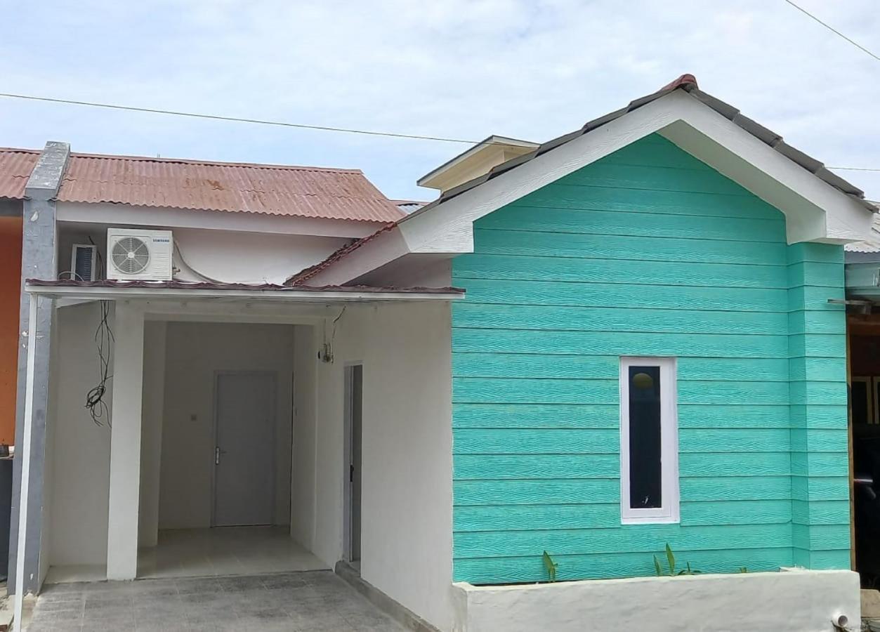 Oyo 90974 Homestay Golo Koe Sejahtera Labuan Bajo Zewnętrze zdjęcie