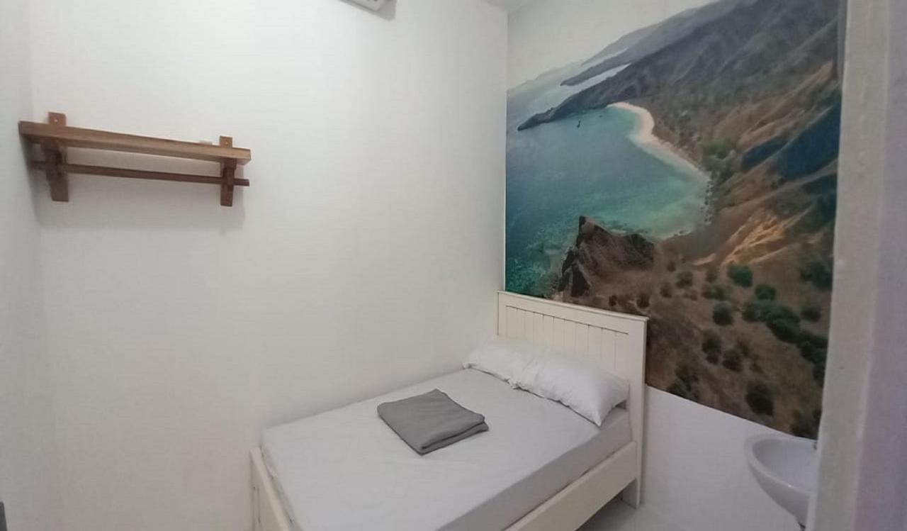 Oyo 90974 Homestay Golo Koe Sejahtera Labuan Bajo Zewnętrze zdjęcie