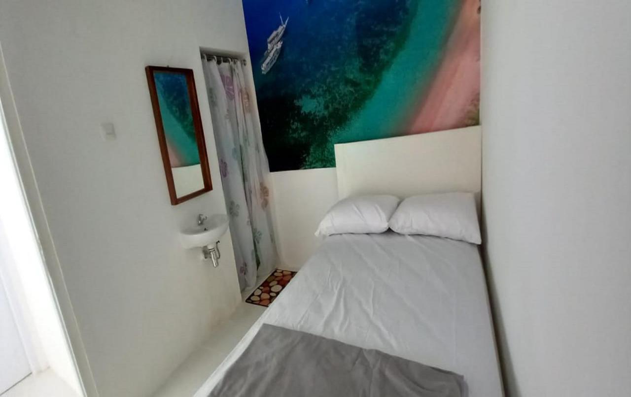 Oyo 90974 Homestay Golo Koe Sejahtera Labuan Bajo Zewnętrze zdjęcie