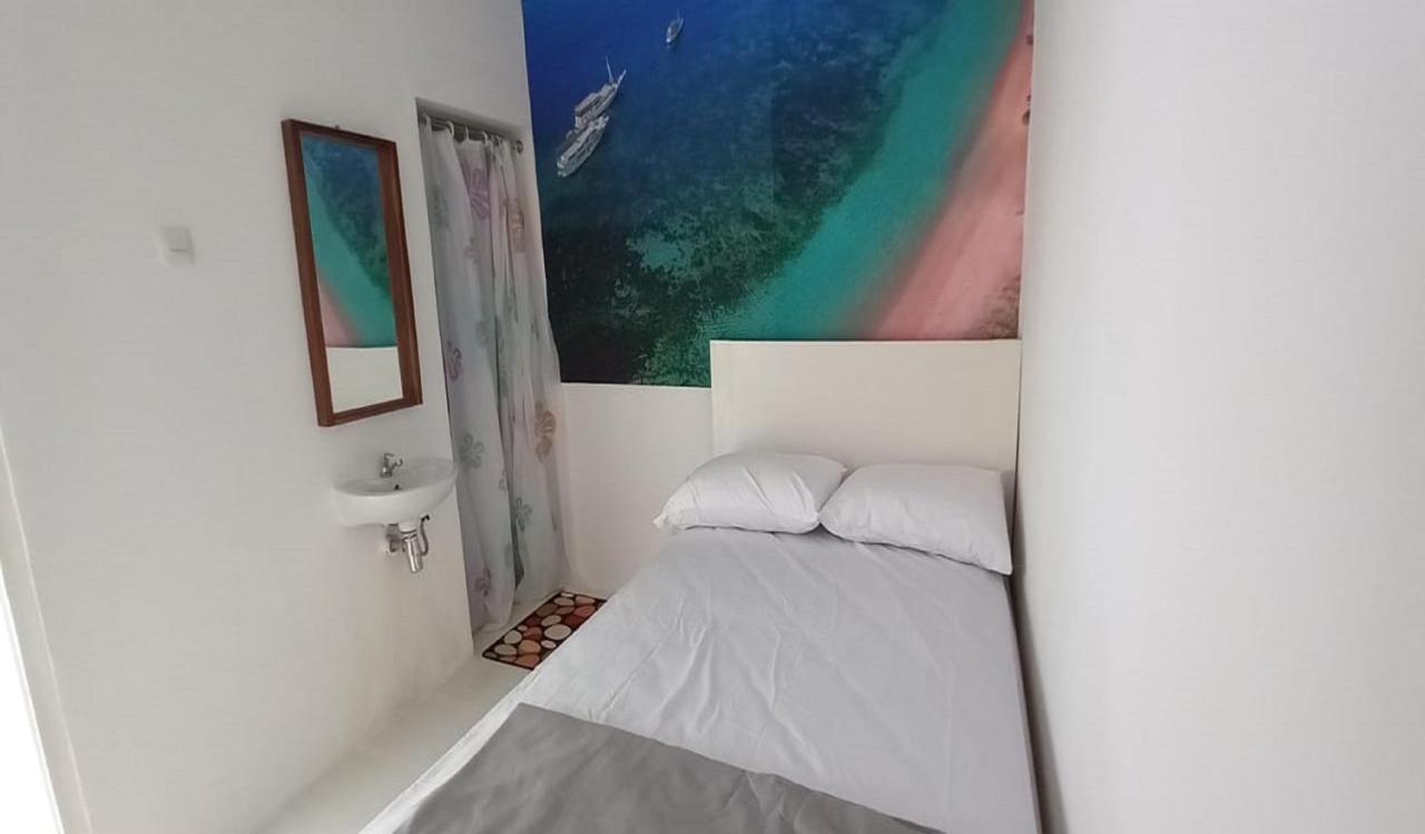 Oyo 90974 Homestay Golo Koe Sejahtera Labuan Bajo Zewnętrze zdjęcie